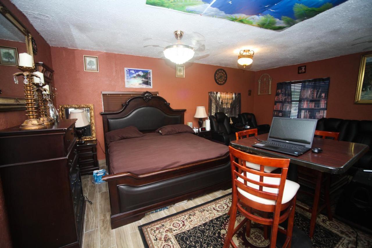 Beautiful Large Bedroom Орландо Экстерьер фото